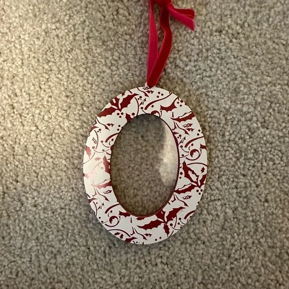 Christmas Ornament Photo Frames - Picture 3 of 9